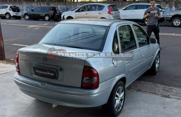 Chevrolet Corsa 1.0 MPFi Classic Sedan Spirit 8v - Foto #9
