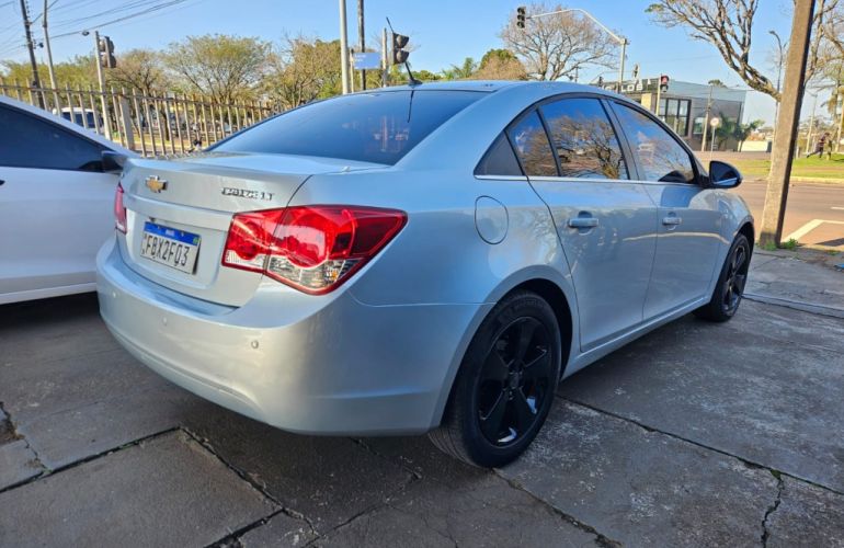 Chevrolet Cruze LT 1.8 16V Ecotec (Flex) - Foto #5