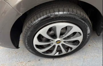 Chevrolet Onix 1.4 LT SPE/4 - Foto #4