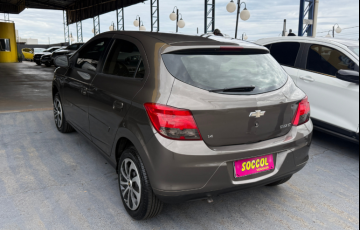 Chevrolet Onix 1.4 LT SPE/4 - Foto #8