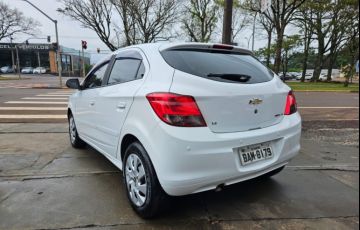Chevrolet Onix 1.4 LT SPE/4 - Foto #2