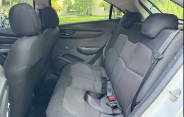 Chevrolet Onix 1.4 MPFi LT 8v - Foto #9