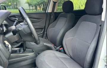 Chevrolet Onix 1.4 MPFi LT 8v - Foto #10