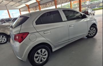 Chevrolet Onix 1.0 - Foto #3
