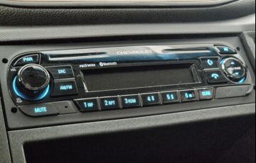 Chevrolet Onix 1.0 - Foto #5