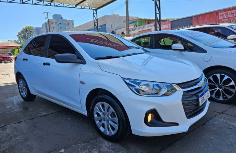 Chevrolet Onix 1.0 Turbo (Aut) - Foto #2
