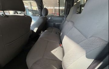 Chevrolet S10 Colina 4x2 2.8 (Cab Dupla) - Foto #10