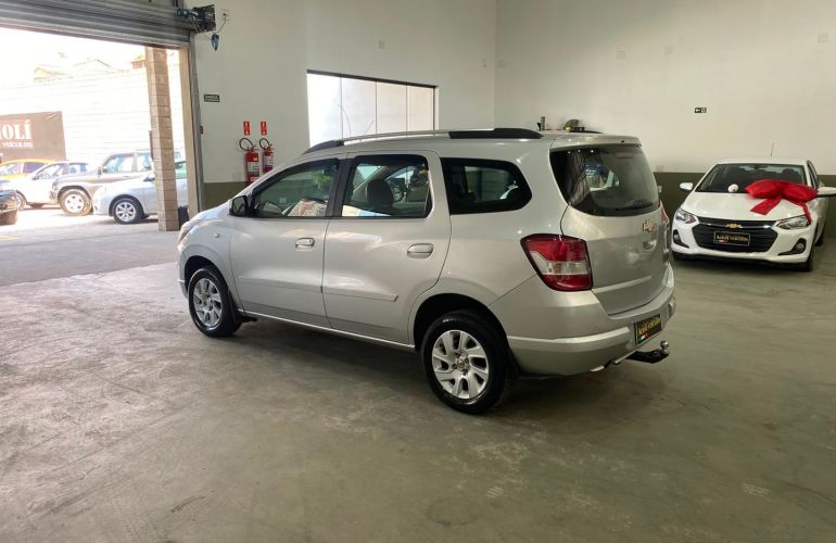Chevrolet Spin 1.8 LTZ 8V Flex 4p Automático - Foto #4