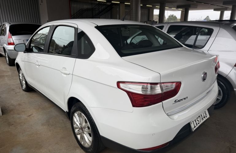 Fiat Grand Siena 1.4 Attractive - Foto #3