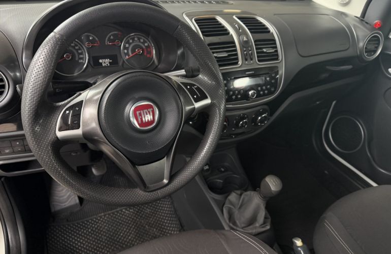 Fiat Grand Siena 1.4 Attractive - Foto #7