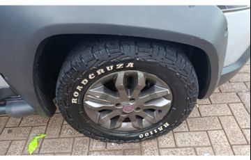 Fiat Strada Adventure 1.8 16V (Flex) (Cabine Estendida) - Foto #8