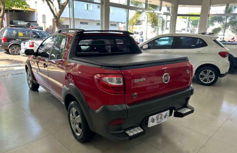 Fiat Strada Working 1.4 (Flex) (Cabine Dupla) - Foto #4