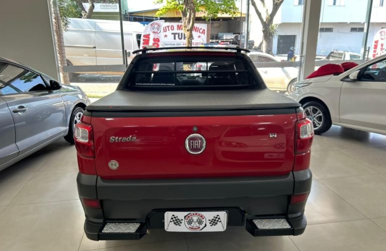 Fiat Strada Working 1.4 (Flex) (Cabine Dupla) - Foto #5