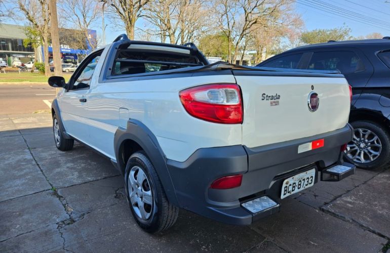 Fiat Strada Hard Working 1.4 (Flex) - Foto #4