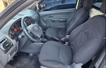 Fiat Strada Hard Working 1.4 (Flex) - Foto #8