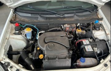 Fiat Strada Hard Working 1.4 (Flex) - Foto #10