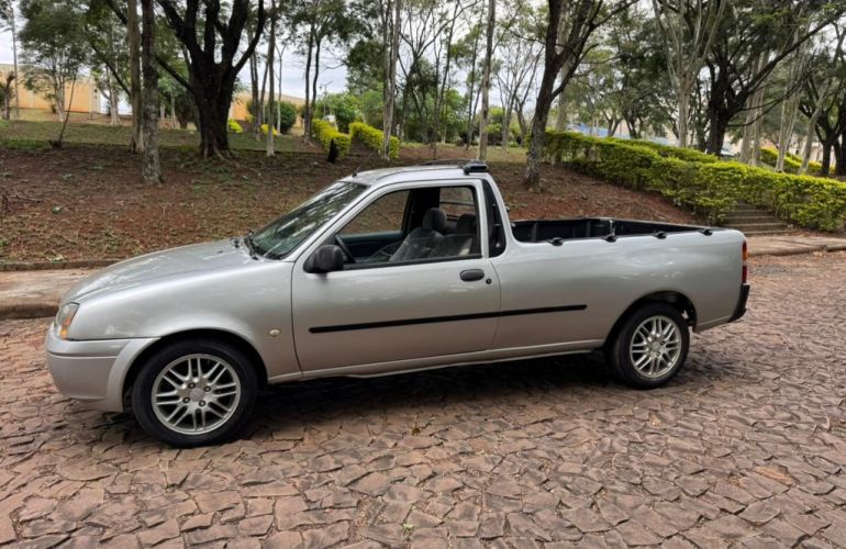 Ford Courier L 1.6 (Flex) - Foto #6
