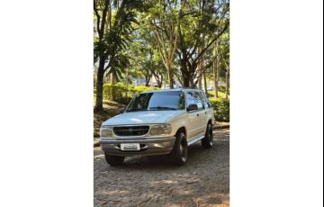 Ford Explorer XL 4x2 4.0 V6 - Foto #2