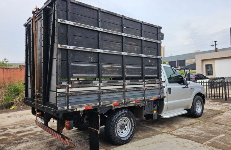 Ford F350 (Cabine Simples) - Foto #2