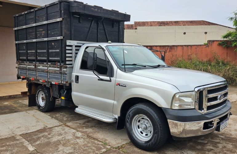 Ford F350 (Cabine Simples) - Foto #8
