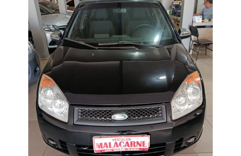 Ford Fiesta Sedan 1.0 (Flex) - Foto #2
