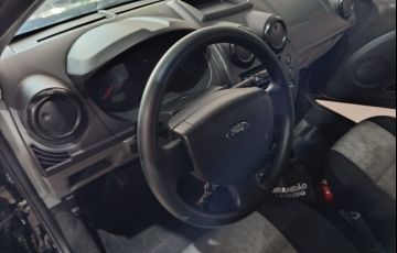 Ford Fiesta Sedan 1.0 (Flex) - Foto #9