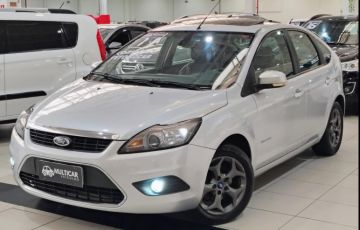 Ford Focus 2.0 Titanium 16v - Foto #3