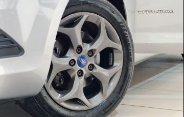 Ford Focus 2.0 Titanium 16v - Foto #7