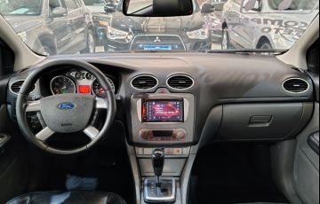 Ford Focus 2.0 Titanium 16v - Foto #9