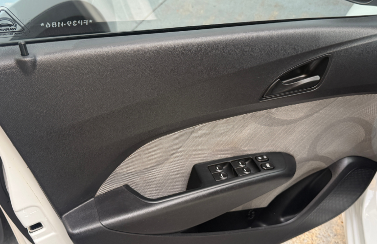 Hyundai HB20S 1.0 Comfort Plus - Foto #5