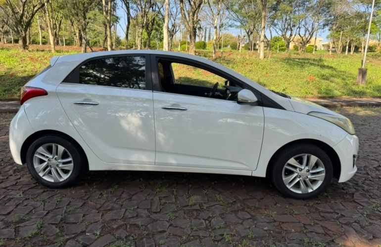 Hyundai HB20X Premium 1.6 - Foto #8