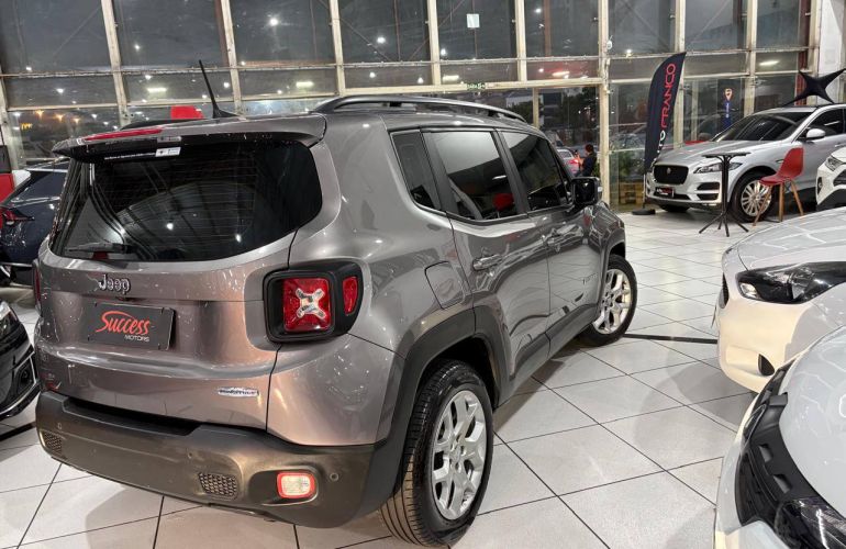 Jeep Renegade 1.8 16V Longitude - Foto #2