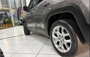 Jeep Renegade 1.8 16V Longitude - Foto #6