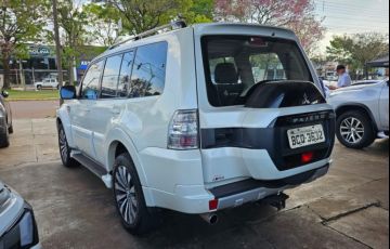 Mitsubishi Pajero 3.2 DI-D HPE 4WD (Aut) - Foto #3
