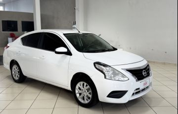 Nissan Versa V-Drive 1.6 Plus CVT