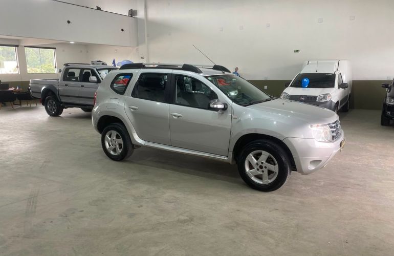 Renault Duster 2.0 Dynamique 4x2 16V Flex 4p Manual - Foto #2
