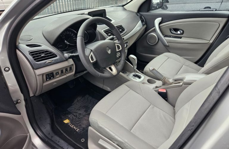 Renault Fluence 2.0 16V Privilege (Aut) (Flex) - Foto #2