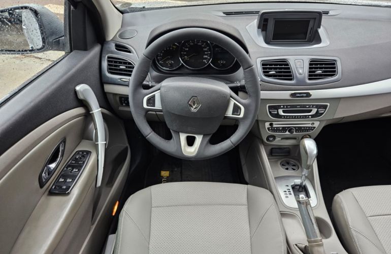 Renault Fluence 2.0 16V Privilege (Aut) (Flex) - Foto #6