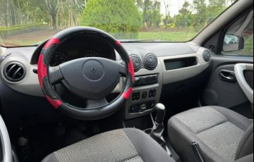 Renault Sandero Expression 1.0 16V (flex) - Foto #9