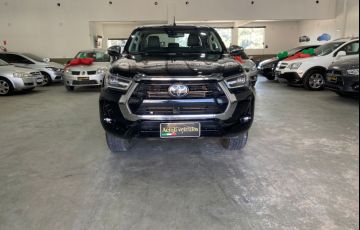 Toyota Hilux 2.8 D-4d Turbo Diesel CD Srx 4x4 Automático - Foto #6