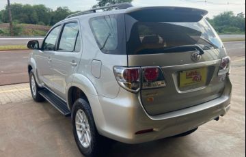 Toyota Hilux SW4 SR 2.7 4x2 (Flex) - Foto #10