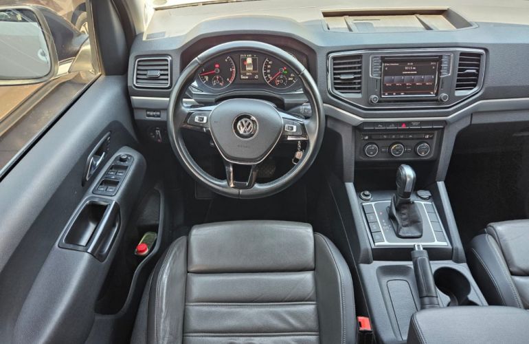 Volkswagen Amarok 3.0 CD V6 Highline 4Motion (Aut) - Foto #2