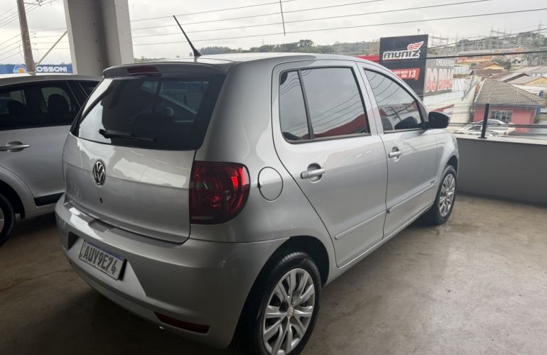 Volkswagen Fox 1.0 8V (Flex) - Foto #3