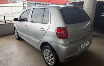 Volkswagen Fox 1.0 8V (Flex) - Foto #4