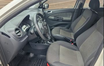 Volkswagen Gol 1.6 VHT City (Flex) 4p - Foto #9
