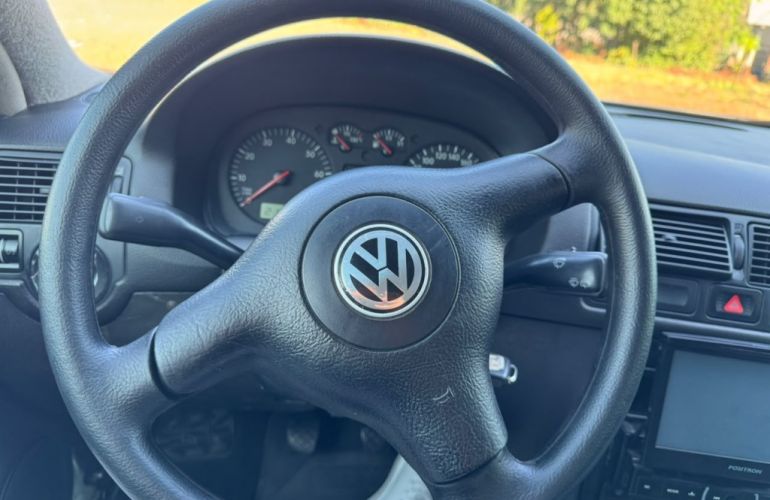 Volkswagen Golf Sport 2.0 MI - Foto #10