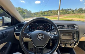 Volkswagen Jetta 2.0 TSI Highline DSG - Foto #7