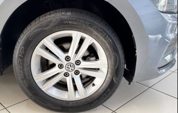 Volkswagen Polo 1.0 (Flex) - Foto #8