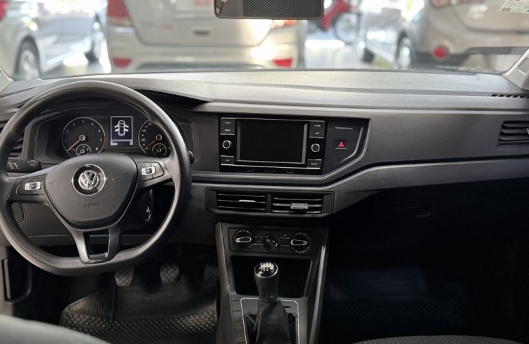 Volkswagen Polo 1.0 (Flex) - Foto #10