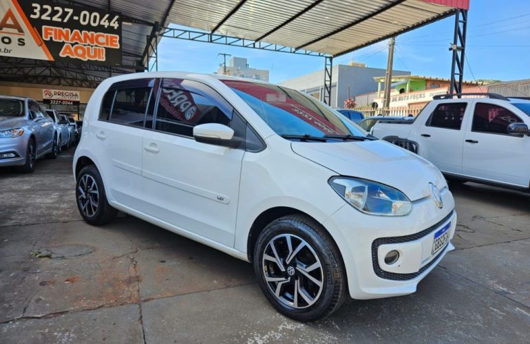 Volkswagen Up! 1.0 12v E-Flex high up! - Foto #5
